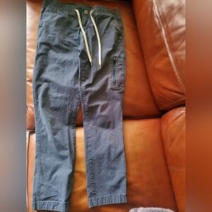 Vuori Women’s Gray Blue Cargo Joggers - Size Medium The Rise and Shine